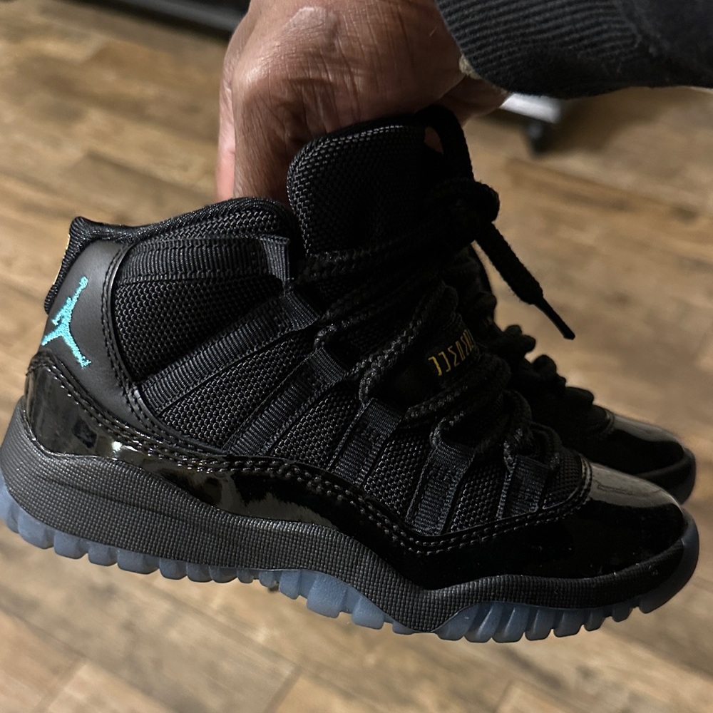 Jordan Black and Teal Sneakers